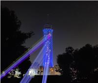 برج القاهرة يضيء احتفالاً بذكرى ٧٥ عامًا على تأسيس منظمة الصحة العالمية| فيديو