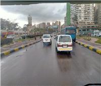 أمطار غزيرة تضرب الإسكندرية.. والدفع بـ 152 سيارة صرف صحي| صور 