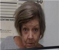 عمرها 78 عامًا.. مسنة أمريكية متهمة بالسطو على بنك للمرة الثالثة 
