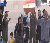 موفدة «القاهرة الإخبارية» لقاعدة شرق: عدد كبير من الطائرات سيصل القاهرة اليوم