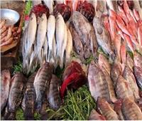 «كيلو البلطي بـ77 جنيهًا جُملة».. أسعار الأسماك في سوق العبور