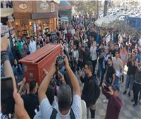 انتهاء صلاة الجنازة على جثمان مصطفى درويش بمسجد الحصري| صور وفيديو 