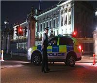 بريطانيا.. شرطة لندن تعتقل رجلا يشتبه بأنه مسلح قرب قصر باكينجهام