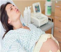 ٩ علامات خطيرة تستدعي الذهاب للطوارئ بعد الولادة 