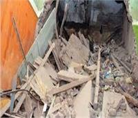 مصرع شخصين وإصابة ثالث جراء انهيار سقف منزل بقرية المنسترلي بالشرقية
