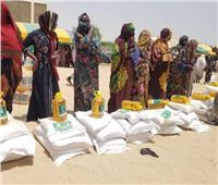 مركز الملك سلمان للإغاثة يوزع أطنان من السلال الغذائية في تشاد