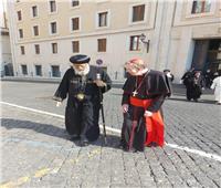 البابا تواضروس يبدأ رحلته للفاتيكان بزيارة مزار القديس بطرس