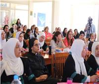 تنظيم معسكر تدريبي للواعظات وخادمات الكنائس ضمن برنامج تمكين المرأة