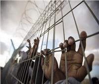 المعتقلون الفلسطينيون في السجون الإسرائيلية يضربون عن الطعام غدًا الإثنين