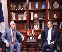 وزير السياحة يبحث مع سفير العراق تعزيز التعاون بين البلدين