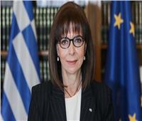 رئيسة اليونان تعين مسؤولًا قضائيًا كرئيس وزراء مؤقت تمهيدًا لإعادة الانتخابات