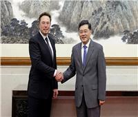 إيلون ماسك يلتقي وزير الخارجية الصيني في بكين