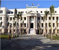 جامعة بنها تُخصص 20 منحة دراسية مجانية لشباب محافظة سيناء