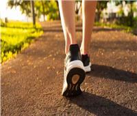 دراسة حديثة تكشف تطور القدم البشرية عبر المشي