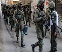 الاحتلال الإسرائيلي يعتقل 5 فلسطينيين من مناطق متفرقة بالضفة الغربية