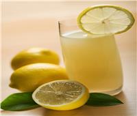 لترطيب منعش ولذيذ.. طريقة لتحضير مشروب الليمون بالنعناع 