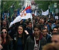 عشرات الآلاف يتظاهرون ضد الحكومة الصربية في بلجراد