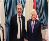 الرئيس عباس يستقبل الإعلامي عمرو الليثي