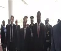 بث مباشر| لحظة وصول الرئيس السيسي لمقر «الكوميسا»
