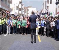 الرئيس السيسي يرحب بالشباب المتطوعين في «حياة كريمة» | صور