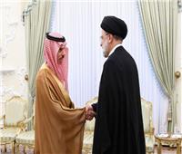 الرئيس الإيراني يستقبل وزير الخارجية السعودي في طهران