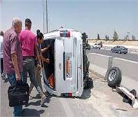 إصابة 13 شخص في انقلاب سيارة ميكروباص بالبدرشين 