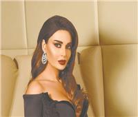 كشفت الفنانة اللبنانية سيرين عبد النور عن تفاصيل أغنيتها الجديدة «هزهزة»
