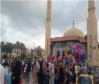 الآلاف يؤدون صلاة العيد بـ83 ساحة بدمياط إقبال على الحدائق وشواطئ رأس البر