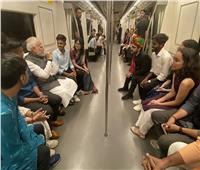 رئيس وزراء الهند يستقل مترو الأنفاق في مدينة دلهي| صور