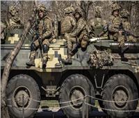 القوات الروسية تداهم موقعًا محصنًا للقوات الأوكرانية في دونباس