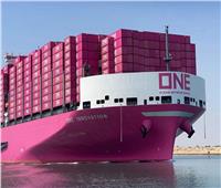 صور| عبور أحدث سفينة حاويات في العالم قناة السويس .. تحمل 24 ألف حاوية 