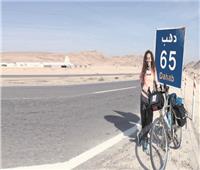 همسة تجوب سيناء بـ «العجلة»  لتشجيع السياحة