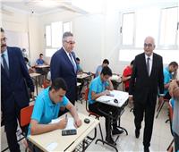 وزيرالتعليم ومحافظ البحر الأحمر يتفقدان لجان الثانوية العامة بمدرستي STEM وخالد بن الوليد