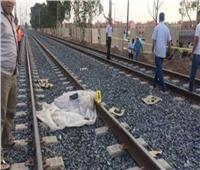 مصرع عامل صدمه قطار أثناء عبوره مزلقان السكة الحديد بقليوب