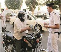 تحرير 538 مخالفة لقائدي الدراجات النارية لعدم ارتداء الخوذة