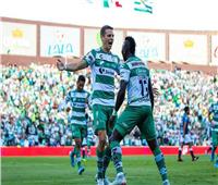 سانتوس لاجونا يحقق انتصاره الأول في الدوري المكسيكي