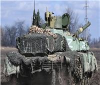 المدفعية الروسية تستهدف نقطة ارتكاز تتحصن فيها القوات الأوكرانية في لوجانسك