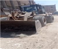 رفع 700 طن مخلفات وقمامة وتمهيد شوارع قرى محافظة أسيوط 