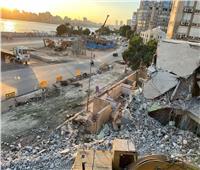 محافظ القاهرة يتفقد أعمال إزالة العقارات المحيطة لكوبري العاشر بمصر القديمة