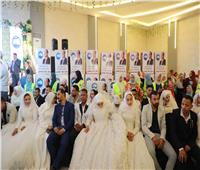 محافظ المنيا يشارك فرحة 50 عريسا وعروسة في احتفالية مستقبل وطن بالمحافظة