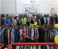 17 قرية تستفيد بمعرض مجانى لتوزيع الملابس الجديدة بمركز تلا فى المنوفية 