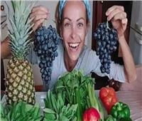 «قتلتها الفاكهة».. وفاة مؤثرة روسية بسبب نظام غذائي