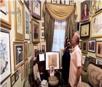قطع نادرة.. أسرة مصرية تحول منزلها إلى متحف خاص