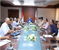 محافظ سوهاج يعقد اجتماعًا لمناقشة الموقف التنفيذي لمحور «دار السلام/ أبوتشت»