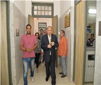 محافظ أسيوط يتفقد أقسام مستشفى الرمد للعيون لمتابعة سير العمل 