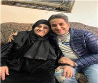 وفاة والدة المطرب "أحمد شيبة" بعد صراع مع المرض