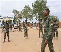 إطلاق حملات مدنية للتجنيد تحسبا لعملية عسكرية قريبة بالنيجر
