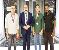 محافظ أسوان يكرّم الفائزين في سباق الدراجات من الأكاديمية العربية 