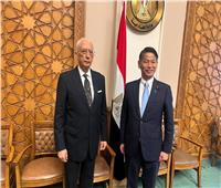 السفير حمدي سند يستقبل وزير الدولة الياباني للشئون الخارجية