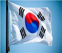 كوريا الجنوبية تعتقل رجلاً وصل من الصين على مزلاج مائي